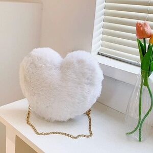 White Fluffy Heart Bag w/ Zip